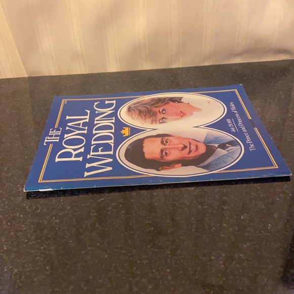 The Royal Wedding Magazine - Picture 2 of 7